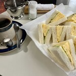 喫茶＆軽食 ラック - コーヒー330円