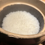 食堂 ぎんみ - 土釜で炊いた白米