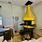 with dog coffee - 店内