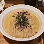 NIBOSHI MANIA - 冷や牡蠣 1200円＋うずら味玉 100円