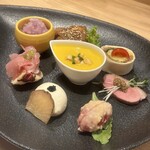 炭火とワインと純米酒 King Momo - 