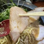 横浜家系らーめん 天王家 - このチャーシュー正直、、、美味いです(//∇//)