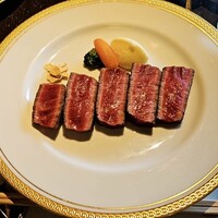 洋食 つばき - おまちかね、シャトーブリアンのステーキ♡