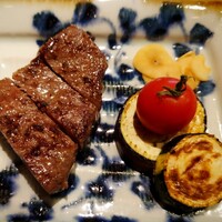 OSAKA きっちん 銀座本店 - 和牛サイコロステーキ