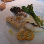 レストラン・ジョルジュマルソー - 佐賀県唐津産オコゼの神経抜き締めレア焼き 旬野菜