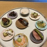 出汁と米 MUKU ARASHIYAMA - 豆皿料理9品