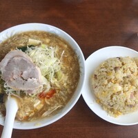 中野蘭疇先生の扁額 エーディーファクトリーの今日:中華料理 蘭蘭 @中野市金井 「堅
