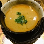 割烹 隆 - 甲殻類の茶碗蒸しです。