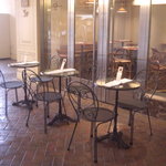 ピエール・エルメ・サロン・ド ・テ - テラス席