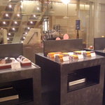 ピエール・エルメ・サロン・ド ・テ - 