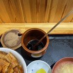 ぶた丼のとん田 - 