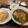 台湾料理 営業中 東三国店
