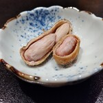 神田錦町 鮨たか晴 - 茹で落花生