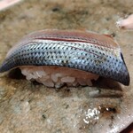 神田錦町 鮨たか晴 - コハダ