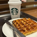 スターバックス・コーヒー - ■Tall アイス コーヒー¥420
■アメリカンワッフル¥290