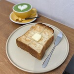 YOSUGA COFFEE - 厚切りトースト ¥500◎