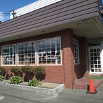 カフェ・ド　マルシェ - 素敵な外観