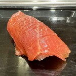 寿司大 - 店長サービスはいつもは穴子にしているけど、今日は中トロ