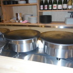 クレープリー　オルハコシト　カフェ - ガレットを焼く鉄板です。