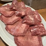 炭火焼肉ホルモンさわいし - 