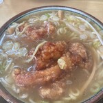 丸金食堂 - 大きなから揚げが2ケ入り