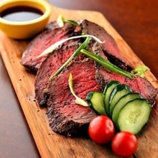 極上の和牛赤身ステーキ食べ放題！贅沢な味わいを心ゆくまで！