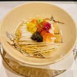 馬車道 大かわ - 新イクラ　菊花　とんぶり　長芋　　　　　　　　　　　　　お出汁が美味し過ぎて、一皿目からハートと胃袋を鷲掴みされちゃいました(ノ∀`*)ﾟ｡
