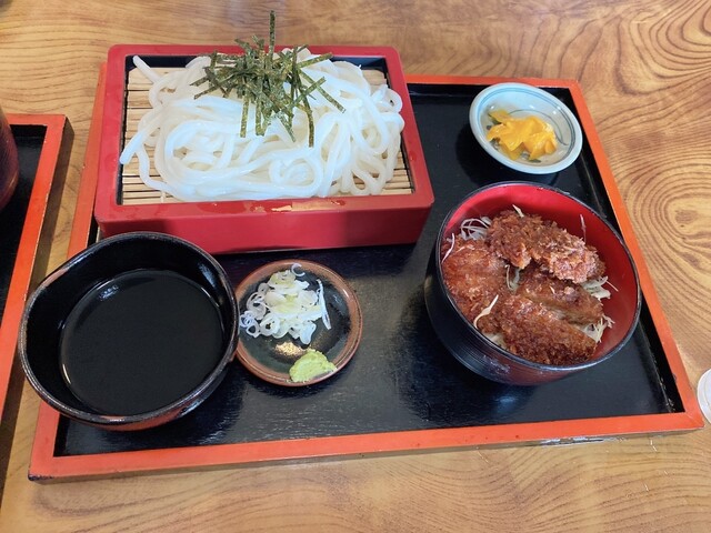 東山庵（会津若松）- 本格日本料理と季節の味わい