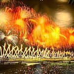 オランダ軒 - 店内に入ると長岡の花火大会のポスターが目立ちます！