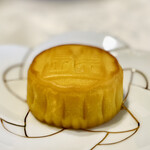 半岛精品店 - ミニエッグ カスタード ムーンケーキ　直径4㎝程度