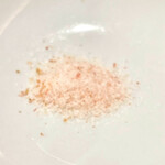 かつぎや - 海老春巻にはピンク岩塩がぴったりです