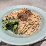 台湾+中華バル 台中香 - 汁なし担々麺（大盛り）
