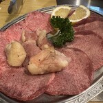 やきにく千佳 本店 - 