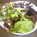 イタリア料理 ピアット ノノ  - ランチのサラダ