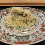 みつき - 一緒に食べると甘鯛の皮のパリパリと栗の味の不思議なハーモニーが絶妙です