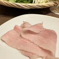熟成焼肉 マルニク - 純血アグー豚、しゃぶしゃぶしたらめちゃくちゃ綺麗なピンク