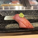 寿司安 - たっぷりの山葵が脂を緩和してくれて、めちゃくちゃ美味しい