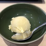 寿司安 - 食後のアイス