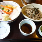 和食さと - 日替り海鮮丼ランチ