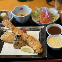 活伊勢海老料理 中納言 神戸三宮本店 - 