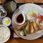 手作り洋食の店 おおさかや - ヘルシーフライ定食　950円
