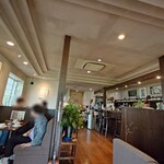 ぷらな - 店内奥から撮影