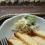 ぷらな - ◯サラダ
マヨネーズにすり黒胡麻が入っていて
それだけでも味わいに違いが出ていい感じ