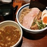 特濃つけ麺￥７８０　＋味付玉子（クーポンサービス・通常￥１００）