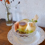 カフェヒュッテ - プリンアラモード