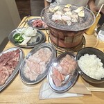 塩ホルモンろくめい 水主町店 - 