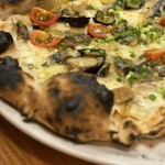 ピザダヴィンチトウキョウ - サンマのピッツァ