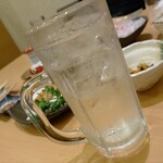 すし酒家 一歩 - さつまハイボール美味しかった♪
      氷少なめだから満足の行く量があり、とっても良かったです。