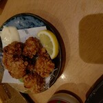 すし酒家 一歩 - 爆弾唐揚げなんていう、膝軟骨を唐揚げで包んで揚げている変わり種も美味♪