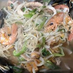 新橋四丁目酒場 わっつり - 海鮮なべ焼き（調理後）